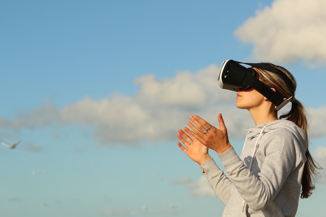 Maestrías y MBA pexelsbradleyhook123335_1 ¿Qué es VR?