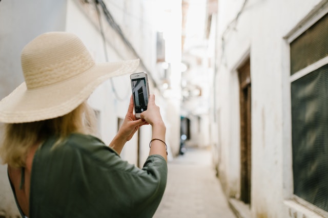 Maestrías y MBA pexelsjuliavolk7292975 ¿Qué es el turismo sostenible?  